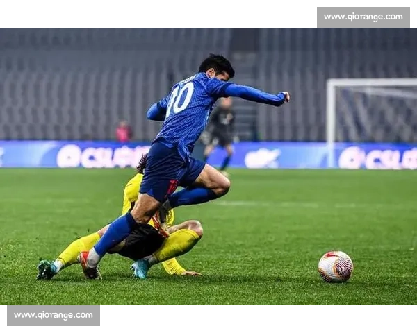 吴曦破门路易斯双响救主 申花 2-2 绝平英博距榜首 2 分 吴曦破门路易斯双响救主 申花 2-2 绝平英博距榜首 2 分