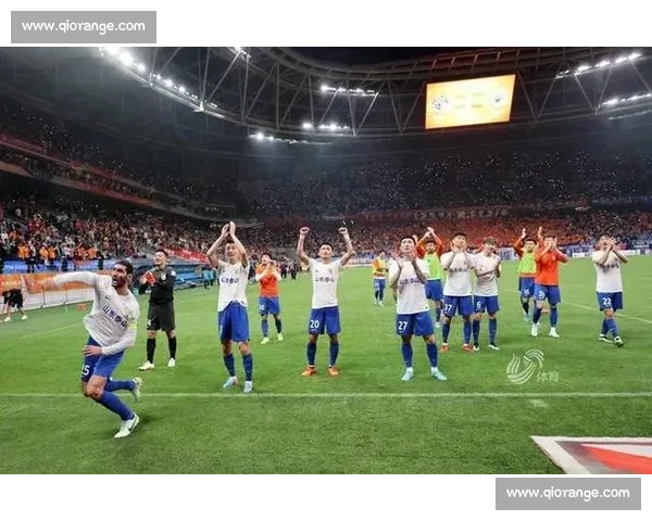 海港暂居榜首：赢了排名，丢了什么？