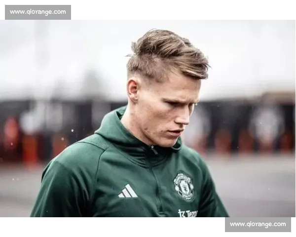 灯光晃眼?麦克托米奈:闭眼射就对了 灯光晃眼?麦克托米奈:闭眼射就对了